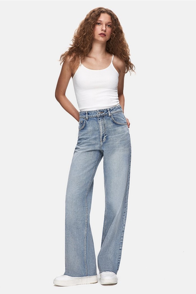 DANICA L 51823 16059 55681 jaelle wash